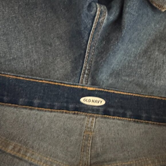 Old Navy Denim Jean Shorts - Picture 3 of 4
